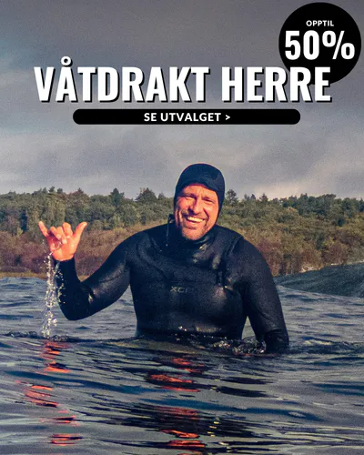 Stort utvalg av våtdrakter til herre. Sondre er fornøyd i vannet og vise en shaka.
